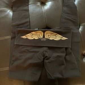 Victoria’s Secret yoga pants